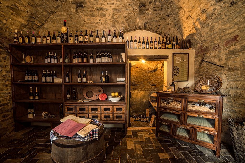 Cerretto Langhe Dimora Storico Romantica Il Sole E La Luna מראה חיצוני תמונה